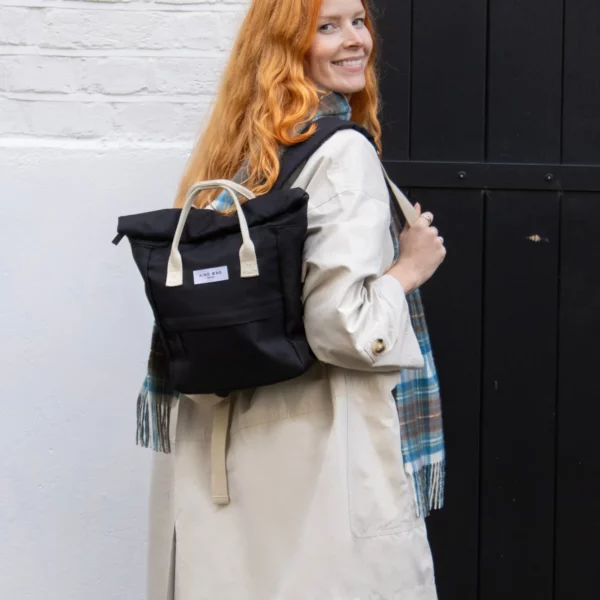 Kind Bag Backpack Mini Schwarz, Detailansicht 2 | One Horizon