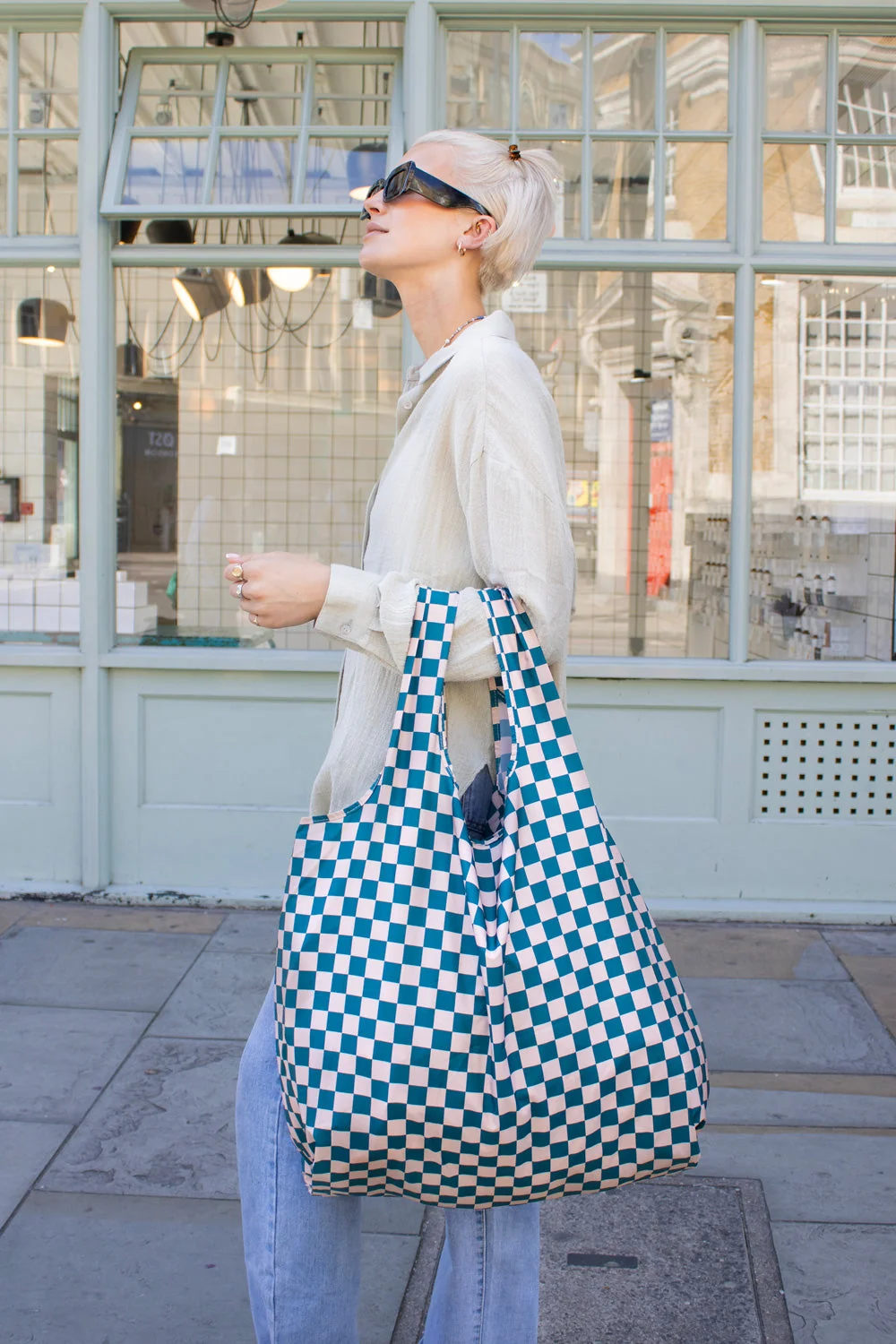 Kind Bag XL Bag Checkerb. Teal & Beige, Detailansicht 4 | One Horizon