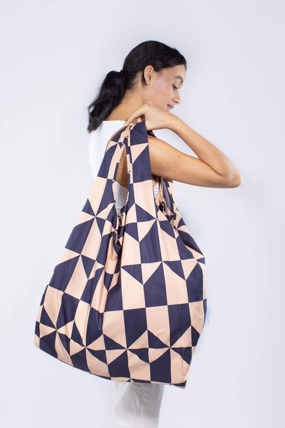 Kind Bag XL Bag Coffee | One Horizon
