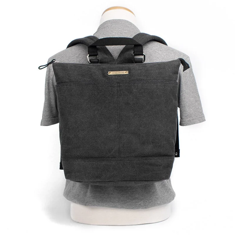 Margelisch Canvas Rucksack Amini 1 Charcoal, Detailansicht 2 | One Horizon