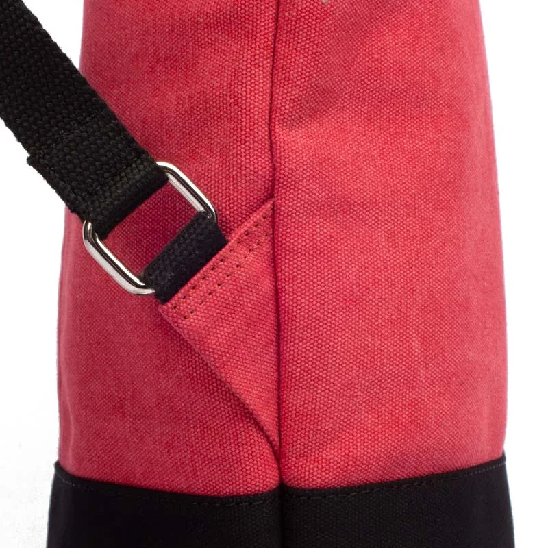 Margelisch Canvas Rucksack Yoko 1 Red-Black, Detailansicht 6 | One Horizon