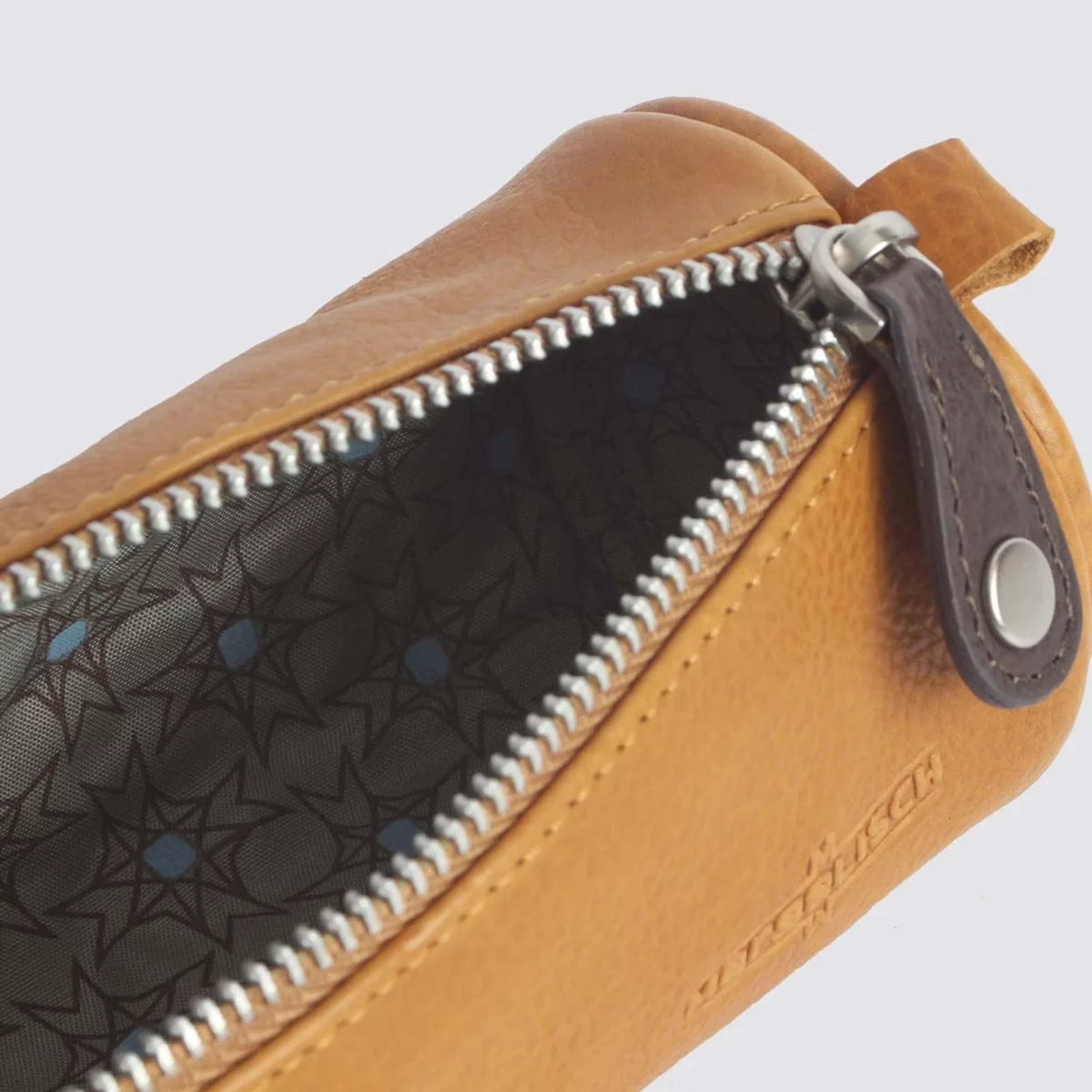 Étui à plume en cuir Hitch 1