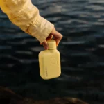Memobottle Memobottle A7 Edelstahl Buttergelb, Detailansicht 6 | One Horizon