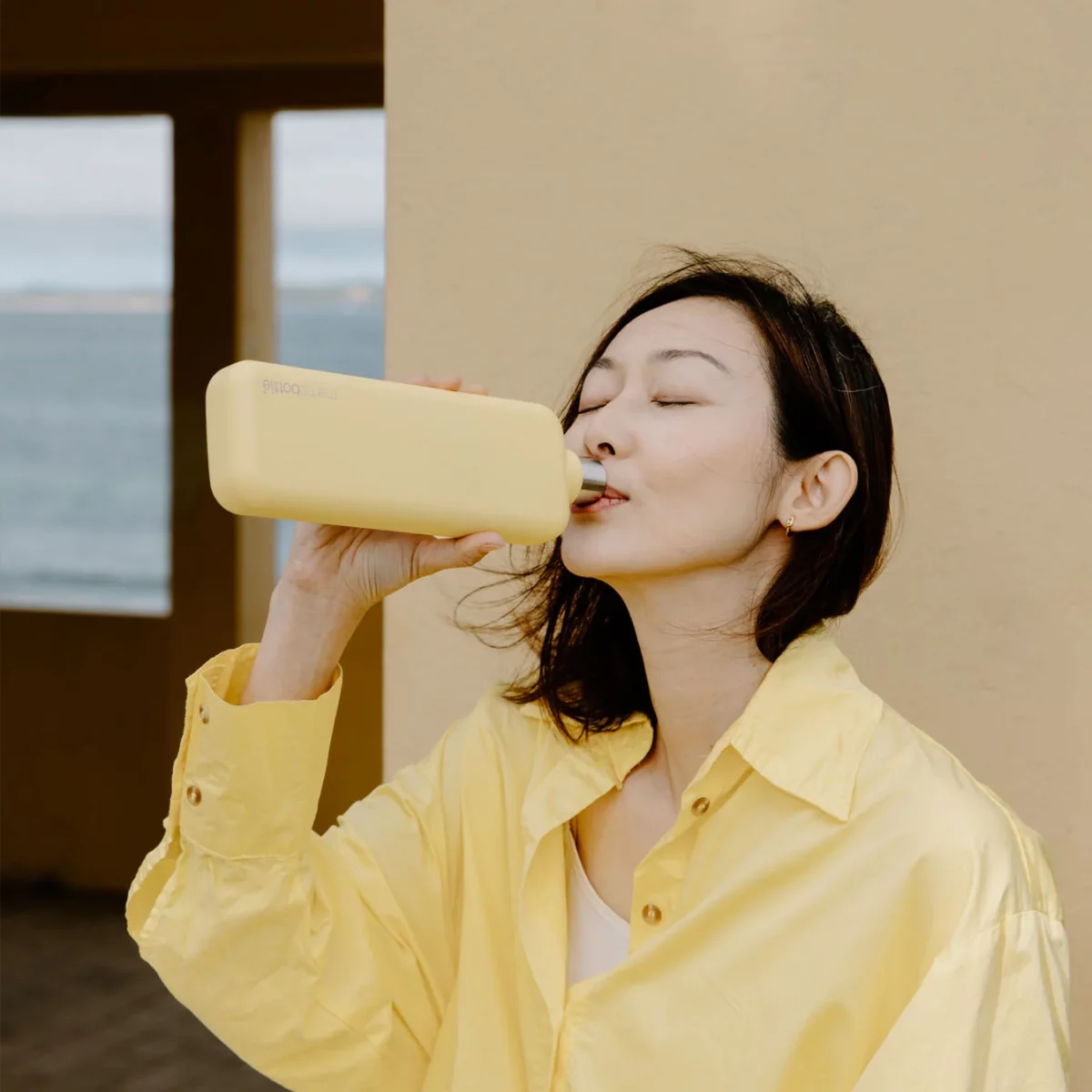 Memobottle Memobottle Slim Edelstahl Buttergelb, Detailansicht 5 | One Horizon