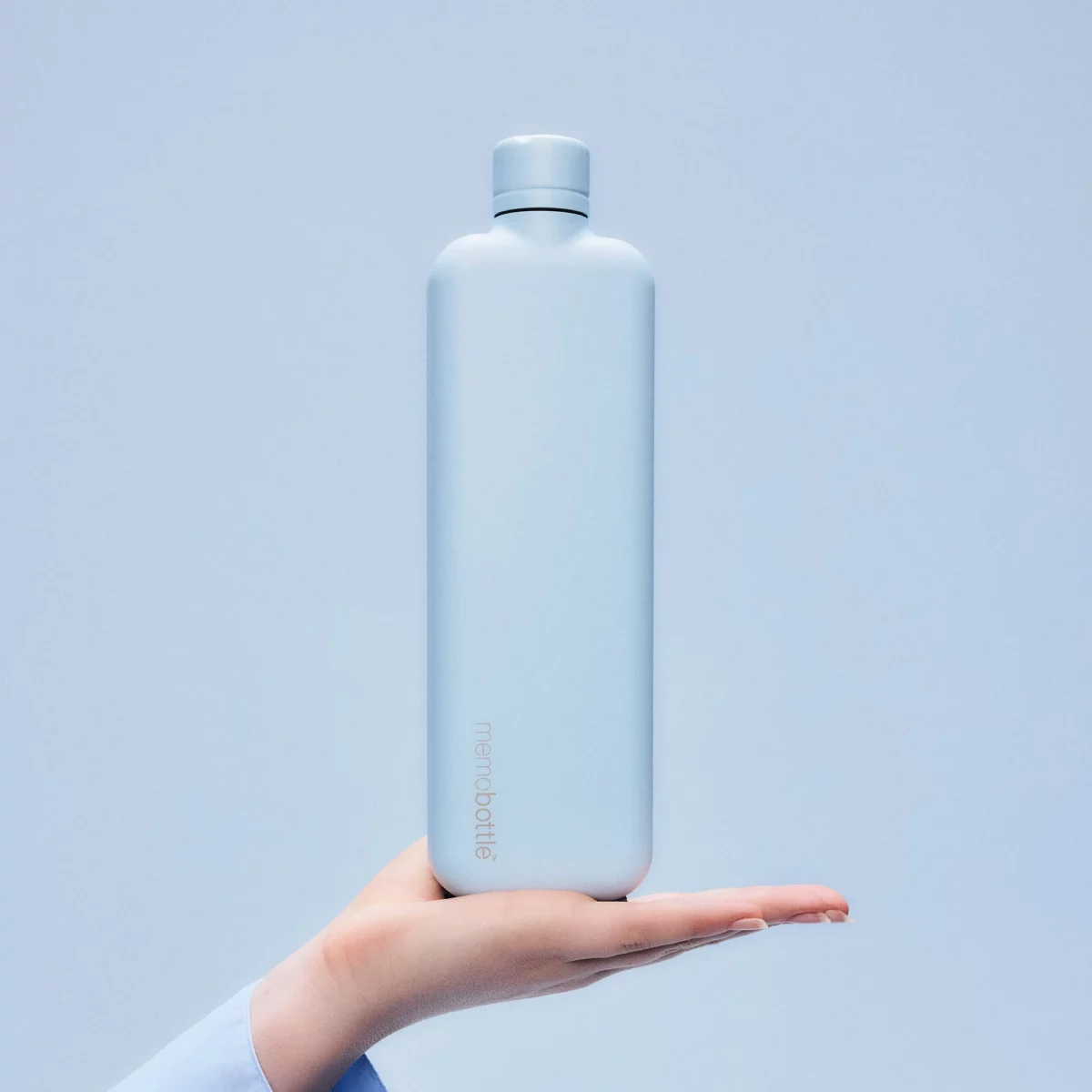Memobottle Memobottle Slim Edelstahl Puderblau, Detailansicht 2 | One Horizon