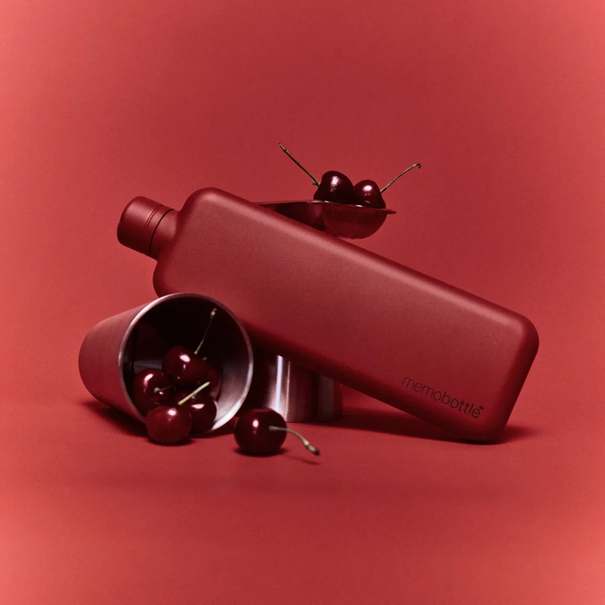 Memobottle Memobottle Slim Edelstahl Rot, Detailansicht 5 | One Horizon