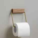 Moebe Toilettenpapierhalter Messing, Detailansicht 5 | One Horizon