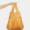 Notabag 2-in-1 Rucksack und Einkaufstasche – Recycled Senf, Detailansicht 4 | One Horizon