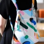 Notabag 2-in-1 Rucksack und Einkaufstasche – Artist Edition Fruit Salad, Detailansicht 2 | One Horizon