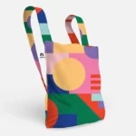 Notabag 2-in-1 Rucksack und Einkaufstasche – Artist Edition Geoplay, Detailansicht 3 | One Horizon