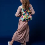 Notabag 2-in-1 Rucksack und Einkaufstasche – Artist Edition Judit Canela Playground, Detailansicht 2 | One Horizon