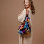 Notabag 2-in-1 Rucksack und Einkaufstasche – Artist Edition Judit Canela Roots, Detailansicht 4 | One Horizon