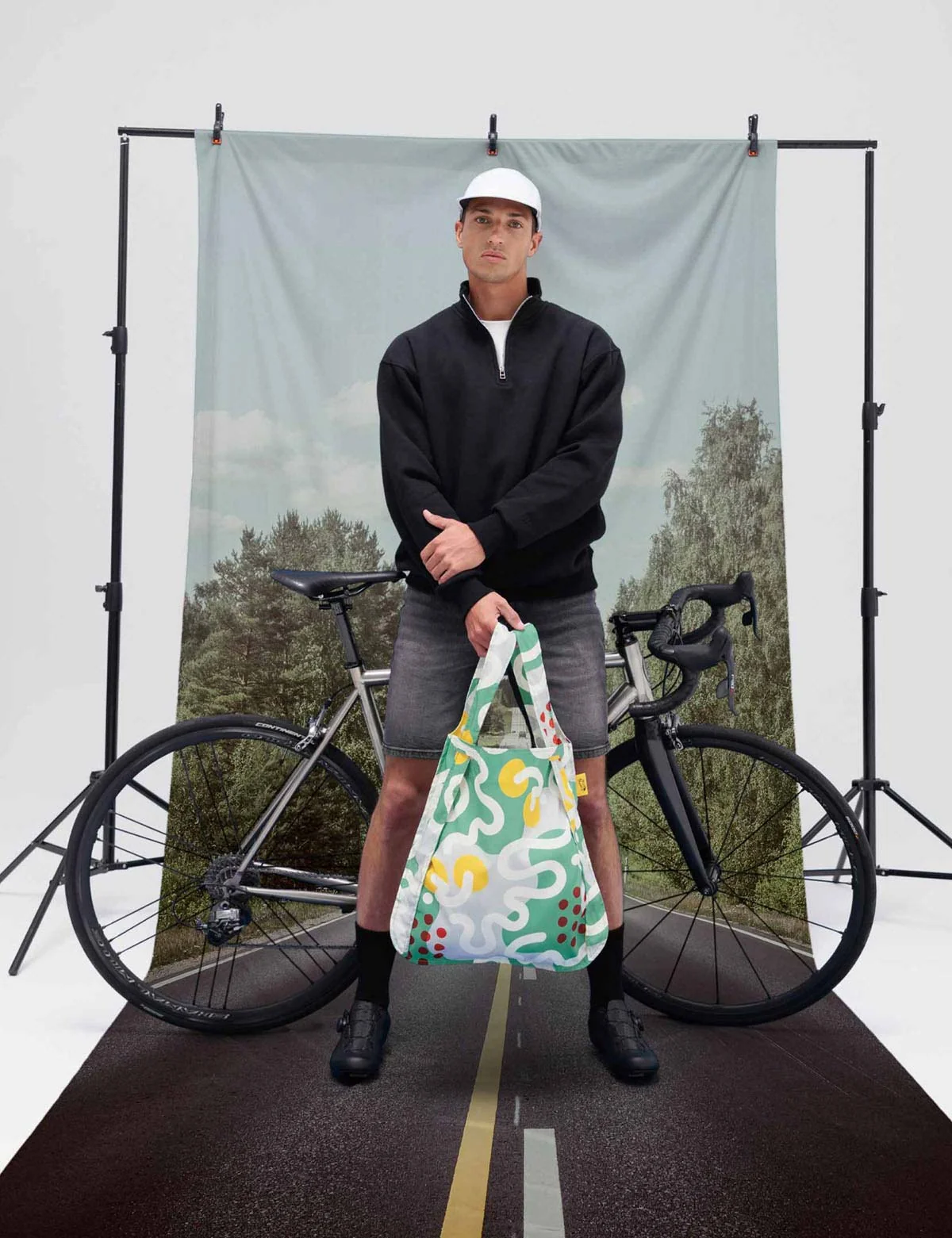 Notabag 2-in-1 Rucksack und Einkaufstasche – Artist Edition Tour de France, Detailansicht 2 | One Horizon