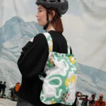 Notabag 2-in-1 Rucksack und Einkaufstasche – Artist Edition Tour de France, Detailansicht 3 | One Horizon