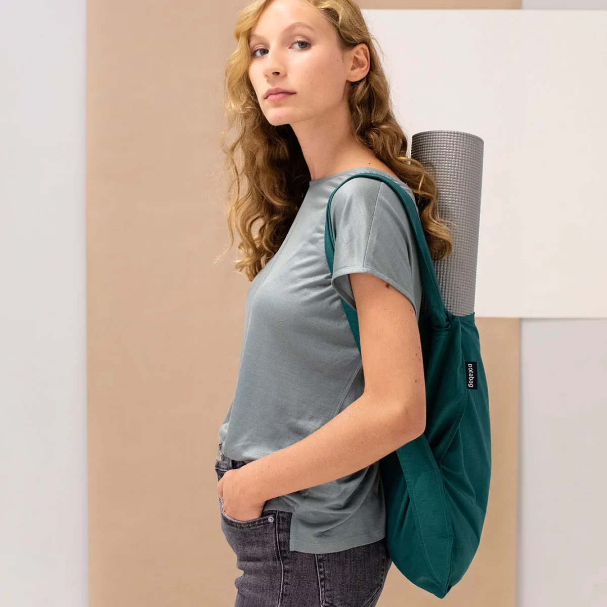 Notabag 2-in-1 Rucksack und Einkaufstasche – Uni Forest Green, Detailansicht 8 | One Horizon