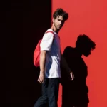 Notabag 2-in-1 Rucksack und Einkaufstasche – Uni Rot, Detailansicht 4 | One Horizon
