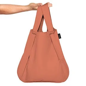 Notabag 2-in-1 Rucksack und Einkaufstasche – Uni Terracotta, Detailansicht 11 | One Horizon