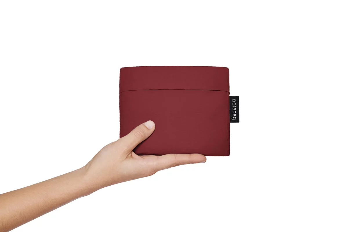 Notabag 2-in-1 Rucksack und Einkaufstasche – Uni Wine Red, Detailansicht 11 | One Horizon