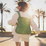 Notabag 2-in-1 Rucksack und Einkaufstasche – Muster & Dots Green Sprinkle, Detailansicht 2 | One Horizon