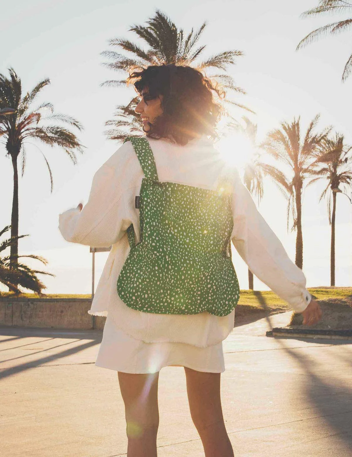 Notabag 2-in-1 Rucksack und Einkaufstasche – Muster & Dots Green Sprinkle, Detailansicht 2 | One Horizon
