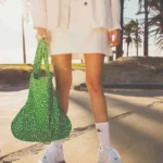 Notabag 2-in-1 Rucksack und Einkaufstasche – Muster & Dots Green Sprinkle, Detailansicht 4 | One Horizon