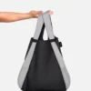 Notabag 2-in-1 Rucksack und Einkaufstasche – Muster & Dots Schwarz & Grau, Detailansicht 5 | One Horizon