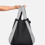 Notabag 2-in-1 Rucksack und Einkaufstasche – Muster & Dots Schwarz & Grau, Detailansicht 5 | One Horizon