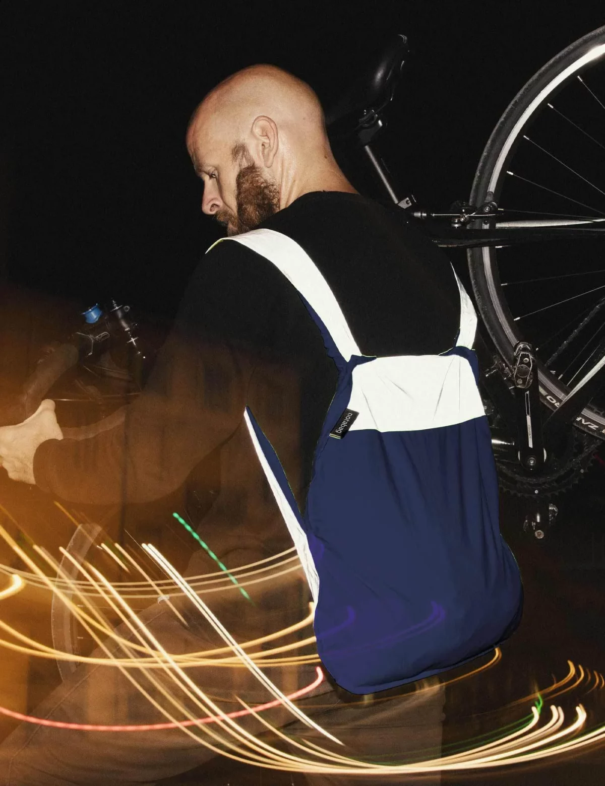 Notabag 2-in-1 Rucksack und Einkaufstasche – Reflective Reflektierend Navy, Detailansicht 2 | One Horizon