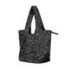 Notabag Faltbare Einkaufstasche – Muster & Streifen Black Sprinkles, Detailansicht 8 | One Horizon