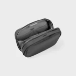 Orbitkey Orbitkey 2-in-1 Tech Pouch Graphit, Detailansicht 2 | One Horizon