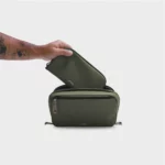 Orbitkey Orbitkey 2-in-1 Tech Pouch Olive, Detailansicht 4 | One Horizon