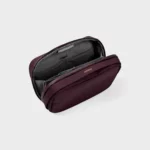 Orbitkey Orbitkey 2-in-1 Tech Pouch Plum, Detailansicht 2 | One Horizon