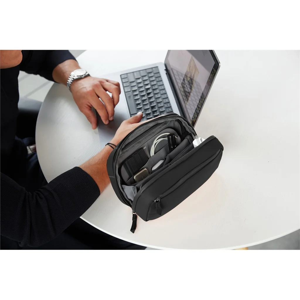 Orbitkey Orbitkey 2-in-1 Tech Pouch Schwarz, Detailansicht 13 | One Horizon
