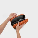 Orbitkey Orbitkey 2-in-1 Tech Pouch Terracotta, Detailansicht 3 | One Horizon