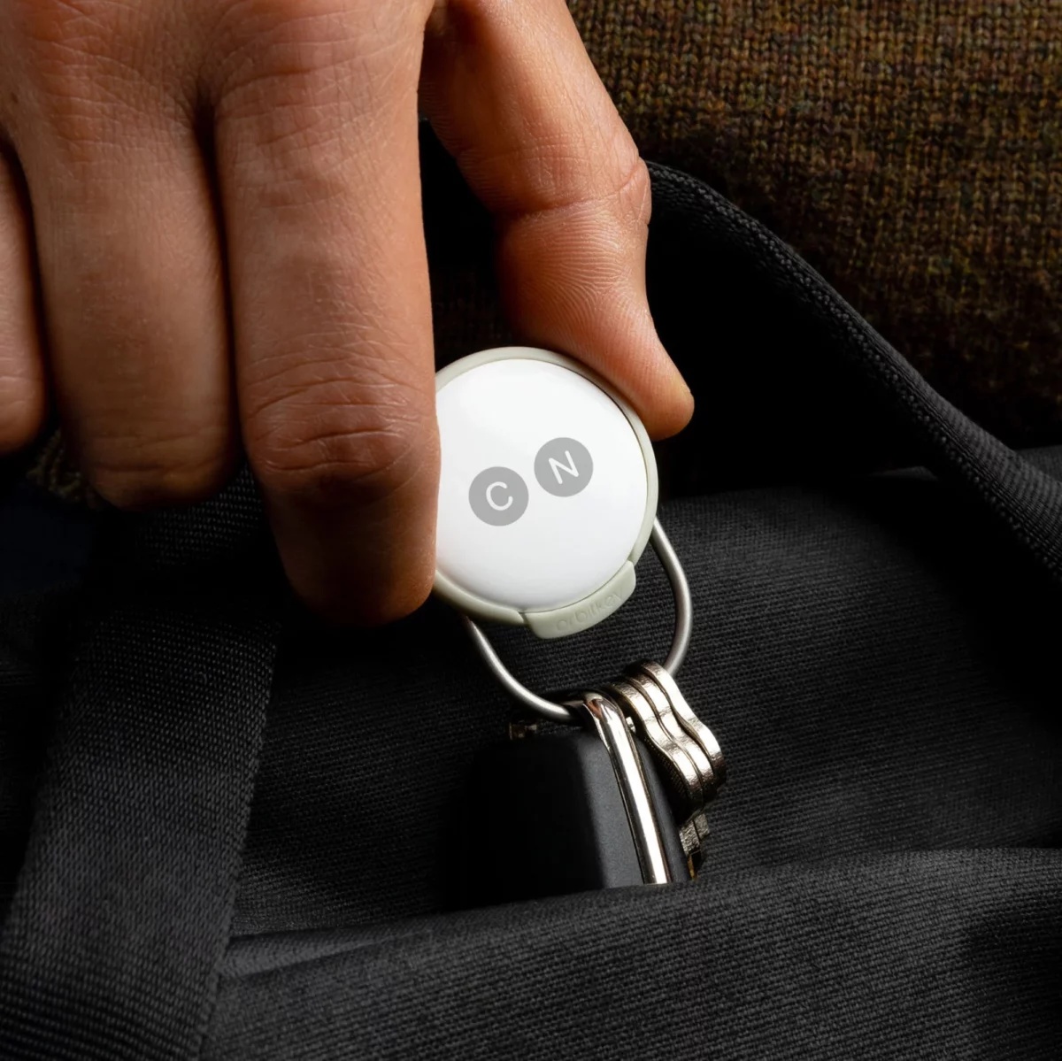Orbitkey Orbitkey Airtag Case Silber, Detailansicht 8 | One Horizon
