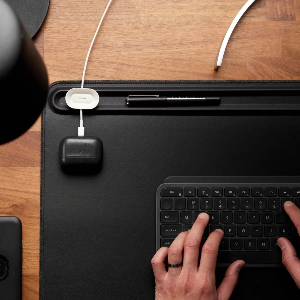Orbitkey Orbitkey Desk Mat Large Schwarz, Detailansicht 7 | One Horizon