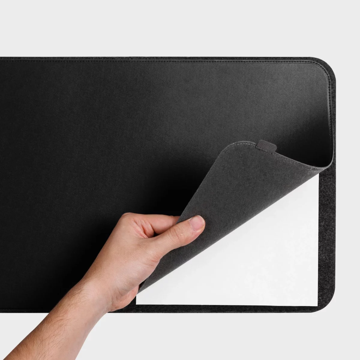 Orbitkey Orbitkey Desk Mat Slim Schwarz, Detailansicht 3 | One Horizon