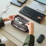 Orbitkey Orbitkey Desk Pouch Plum, Detailansicht 3 | One Horizon