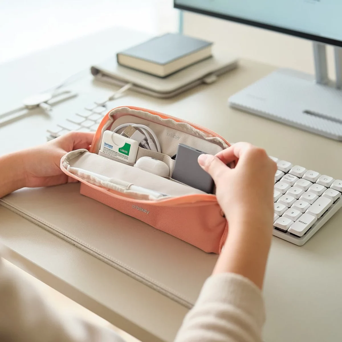 Orbitkey Orbitkey Desk Pouch Rose, Detailansicht 3 | One Horizon