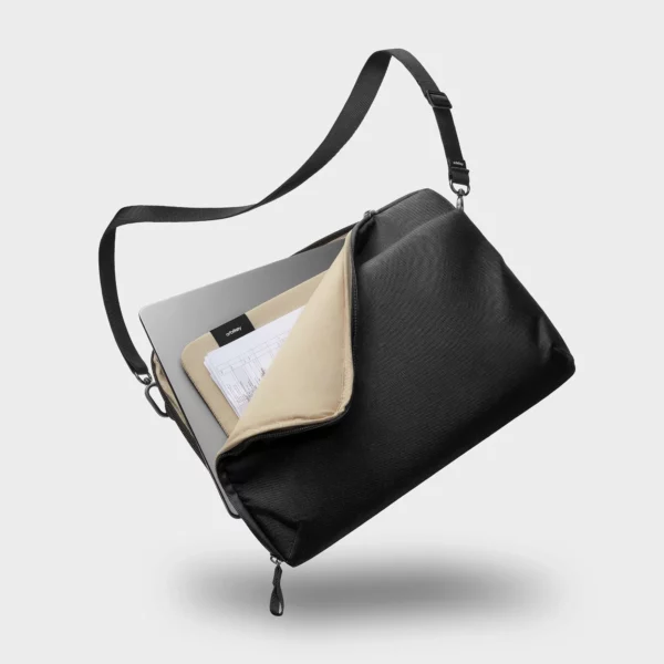 Housse pour ordinateur portable Essentials - 14", Noir
