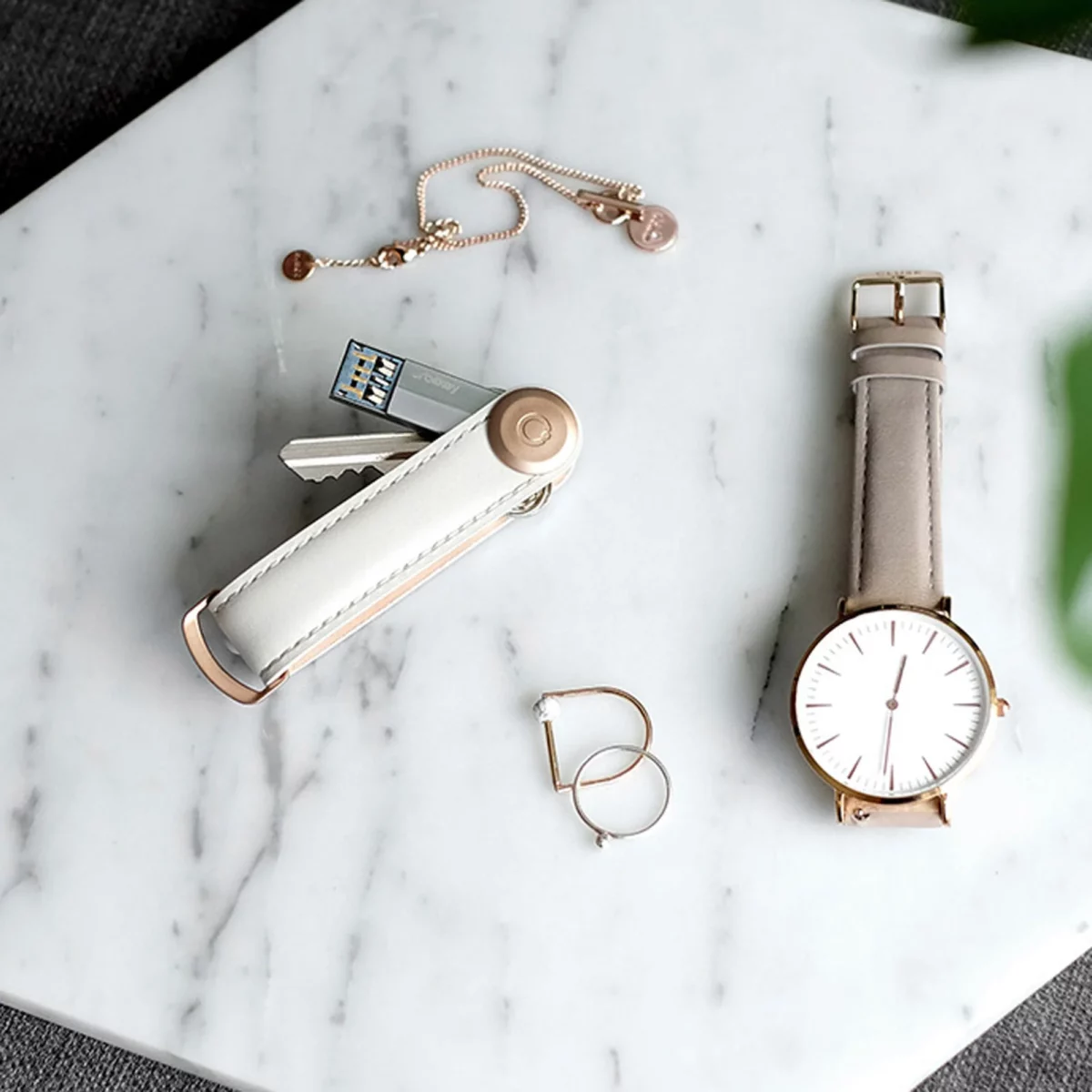 Orbitkey Key Organizer, Leather, Stone, Detail View 6 | One Horizon