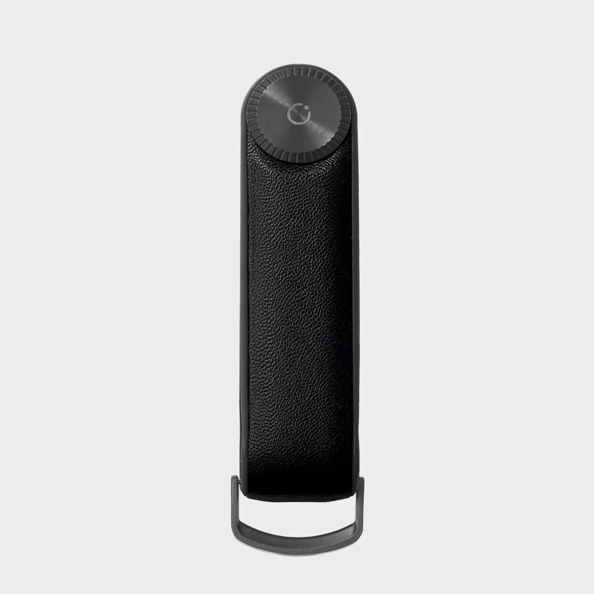 Vorderseite des Orbitkey Key Organiser Tracker in Schwarz, geschlossen mit Edelstahl-Verschluss und D-Ring