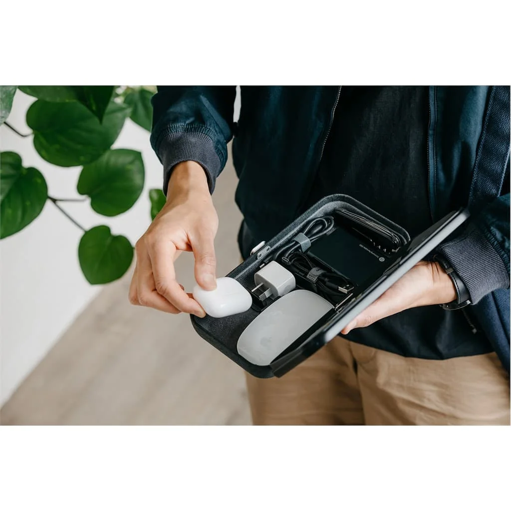 Orbitkey Nest Black, Detail View 8 | One Horizon