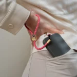 Orbitkey Phone Wrist Strap Lotso, Detailansicht 4 | One Horizon