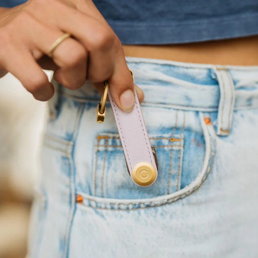 Orbitkey Orbitkey Schlüsselorganisator Saffiano Lakritze Schwarz, Detailansicht 4 | One Horizon
