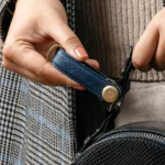 Orbitkey Orbitkey Schlüsselorganisator Saffiano Lakritze Schwarz, Detailansicht 7 | One Horizon
