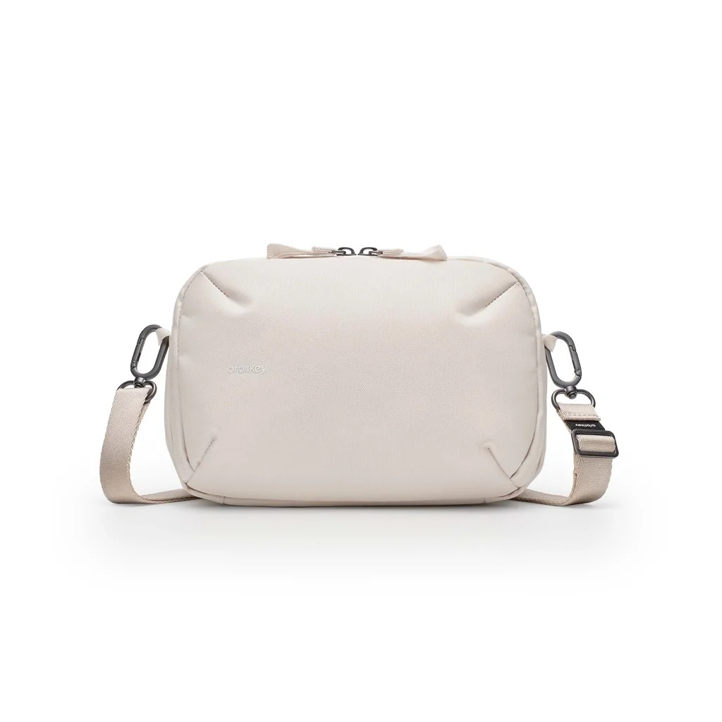 Orbitkey Orbitkey Travel Sling 3L Stone, Detailansicht 12 | One Horizon