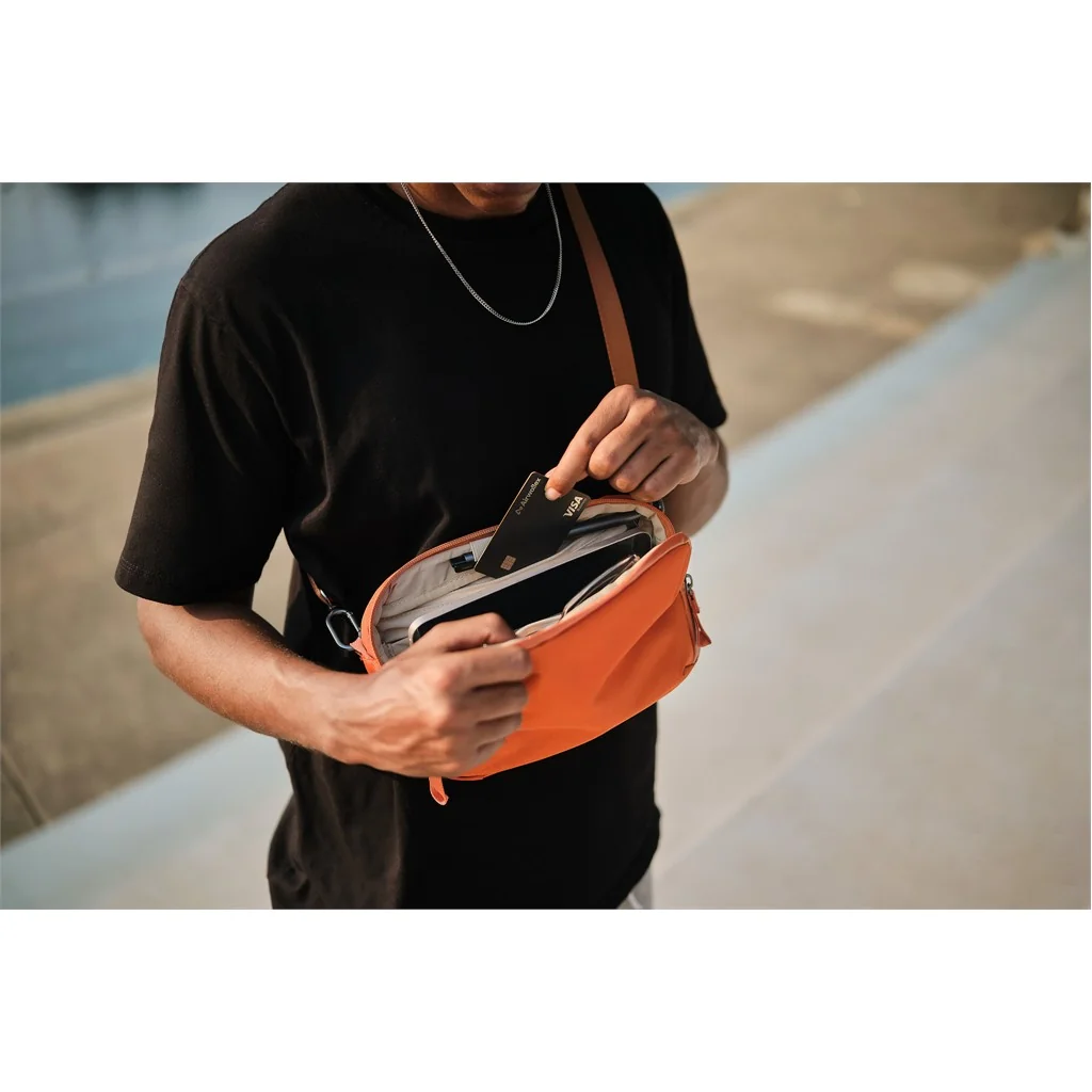 Orbitkey Orbitkey Travel Sling 3L Terracotta, Detailansicht 10 | One Horizon