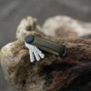 Orbitkey Orbitkey Schlüsselorganisator Waxed Canvas Khaki Green, Detailansicht 4 | One Horizon