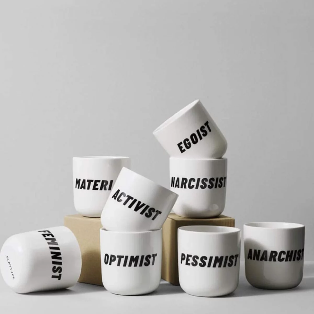 Mug PLTY Typo « Satisfaction », vue détaillée 3 | One Horizon